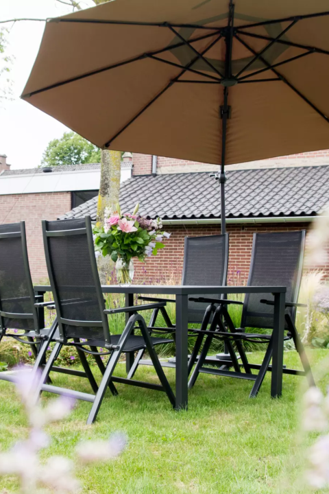 Een parasolhoes koop je bij GroenRijk Den Bosch!