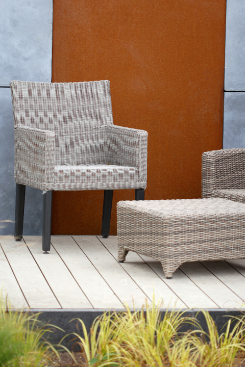 De mooiste tuinmeubels, zoals trendy hockers, koop je bij GroenRijk Den Bosch! De mooiste tuinmeubels, zoals trendy hockers, koop je bij GroenRijk Den Bosch!