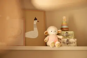 Jollein Knuffel met Licht en Geluid Sheep Sonny sfeer